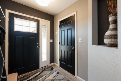 5019 39th Ave NW MLS-12