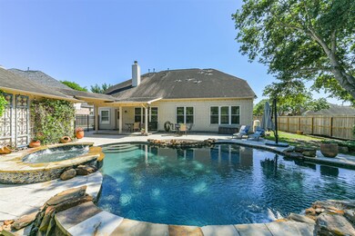 2876 Match Point Ln, Friendswood, TX 77546 - photo 3