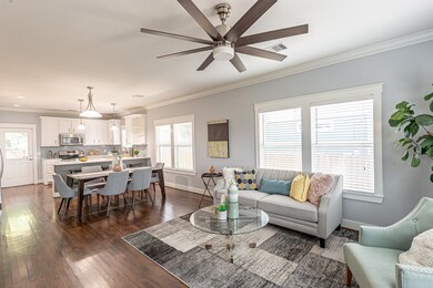 920 Dunbar St, Houston, TX 77009 - photo 4