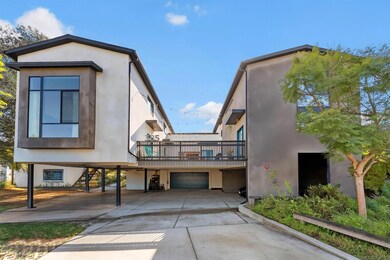 385 Juniper Ave, Carlsbad, CA 92008 - photo 2