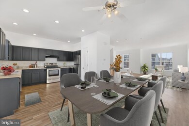 5019 Kimi Gray Ct SE, Washington, DC 20019 - photo 2