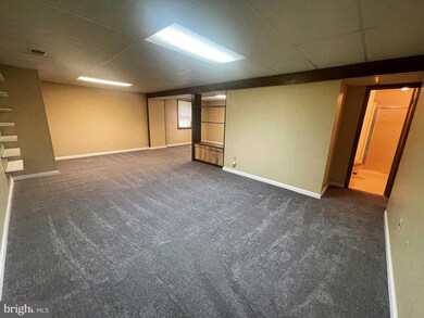 8850 Lowell Rd, Pomfret, MD 20675 - photo 6