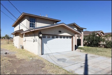 563 Schwabe St, El Paso, TX 79907 - photo 4