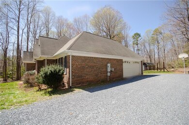 1768 Scaleybark Ln, Asheboro, NC 27205 - photo 5