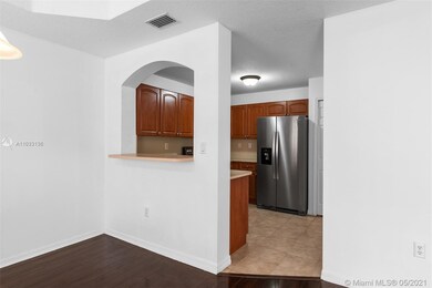 10659 SW 7th St, Pembroke Pines, FL 33025 - photo 7