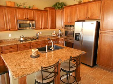 Kitchen. Feature include island with breakfast bar