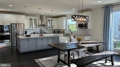 25537 Byrnes Crossing Dr, South Riding, VA 20152 - photo 3