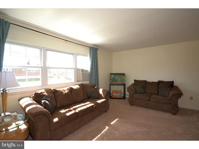 614 Turf Ln, Conshohocken, PA 19428 - photo 4