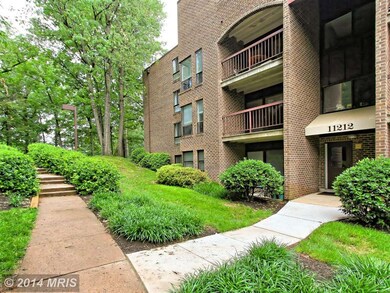 11212 Chestnut Grove Square unit 9, Reston, VA 20190 - photo 4
