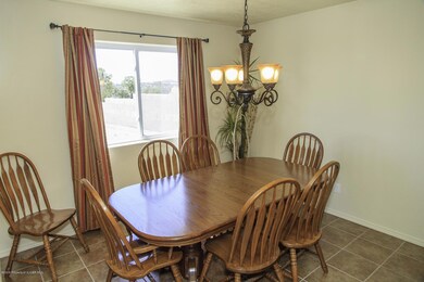 1322 Plum Tree Cir, Bloomfield, NM 87413 - photo 5