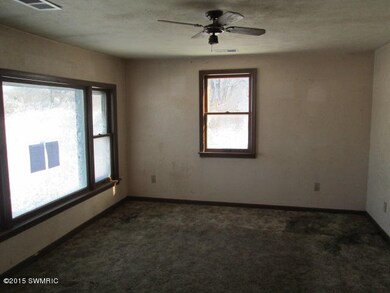 2654_Terminal_%2813%29Livingroom_3490895