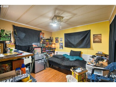 13409 SE Mcloughlin Blvd unit 30, Milwaukie, OR 97222 - photo 5