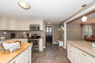 71 Walnut Ave, North Hampton, NH 03862 - photo 4