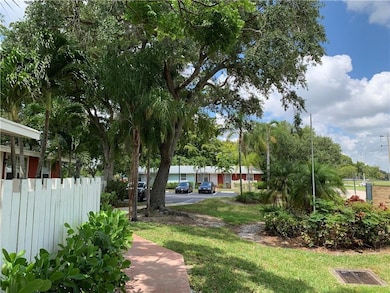 7134 Southgate Blvd unit 7134, Tamarac, FL 33321 - photo 2