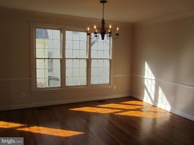 2046 George Washington Rd, Vienna, VA 22182 - photo 7