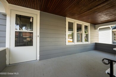 204 Swan St, Schenectady, NY 12302 - photo 4