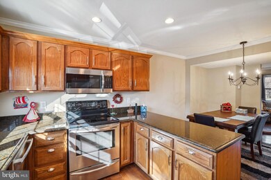 15306 Watermill Terrace, Woodbridge, VA 22191 - photo 5