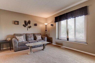 2247 Blue Fox Ct, Columbus, OH 43235 - photo 5