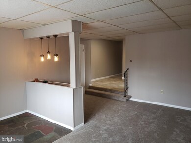 17 S 2nd St unit B, Quakertown, PA 18951 - photo 5