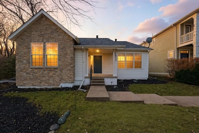 16387 Boston Commons Cir, Clive, IA 50325 - photo 2