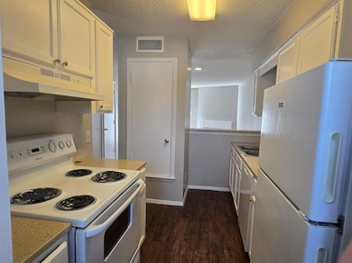 8109 Silver Creek Rd unit C, Fort Worth, TX 76108 - photo 6