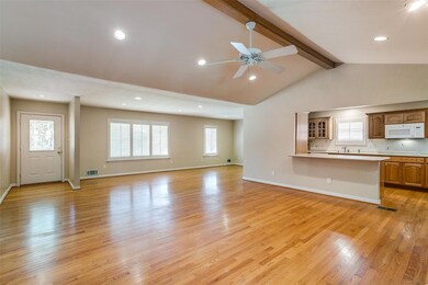 7335 Dalewood Ln, Dallas, TX 75214 - photo 5