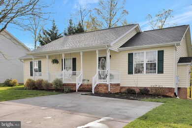 956 Seldon Dr, Strasburg, VA 22657 - photo 2