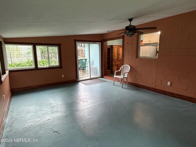 2826 Kline Rd, Jacksonville, FL 32246 - photo 5