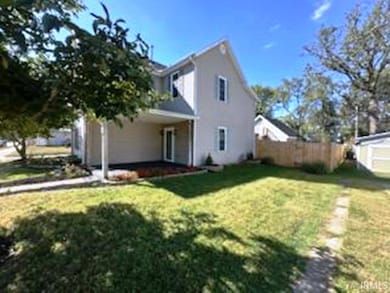 1511 S Meeker Ave, Muncie, IN 47302 - photo 2