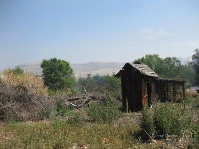 117 W Franklin Ave, Dayville, OR 97825 - photo 5