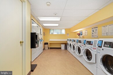 Stratton House unit 508, Arlington, VA 22204 - photo 2