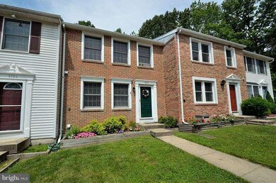 8104 Parkdale Ct, Springfield, VA 22153 - photo 2