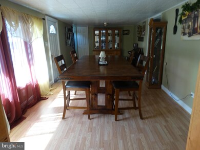 15356 Skyline Dr, Greencastle, PA 17225 - photo 4