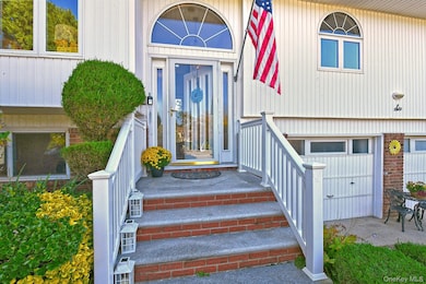 6 Mason Ct, Levittown, NY 11756 - photo 4