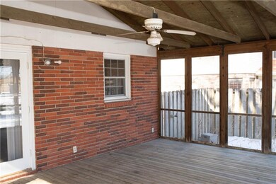 508 E 17th St N, Newton, IA 50208 - photo 7