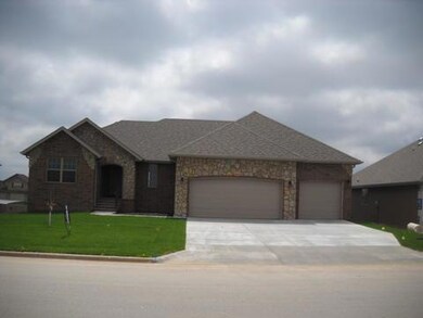 810 E Weldon Dr, Nixa, MO 65714 - photo 6