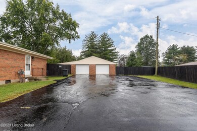 7697 Highway 44 E, Mount Washington, KY 40047 - photo 6
