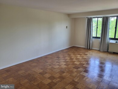 The Garfield unit 813, Washington, DC 20015 - photo 2