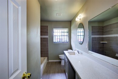 10302 Rockaway Dr, Houston, TX 77016 - photo 6