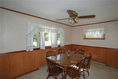 Casual Dining Area