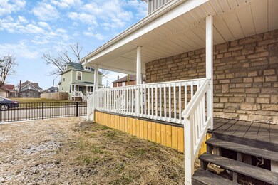 T 302 Avondale Ave00008