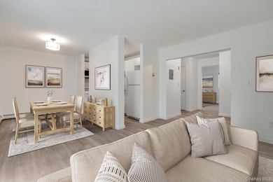 1 Locust Ct unit C, Fishkill, NY 12524 - photo 2