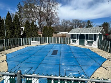 32 Harding St, Agawam, MA 01001 - photo 6