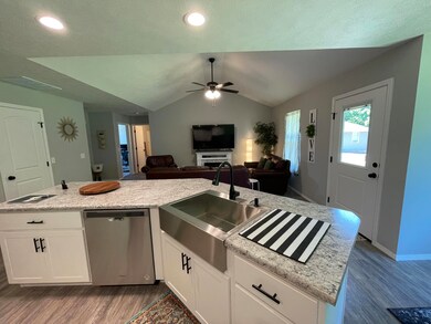 1523 E New Madrid, Republic, MO 65738 - photo 5