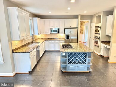 3500 Germainia Ct, Triangle, VA 22172 - photo 3