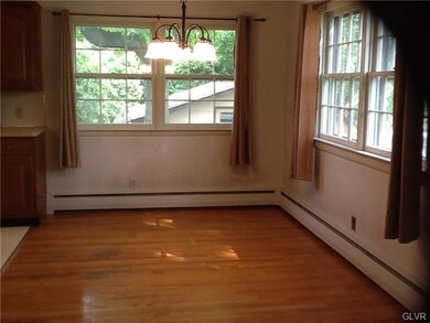 160 Jonathan Dr, Easton, PA 18045 - photo 5