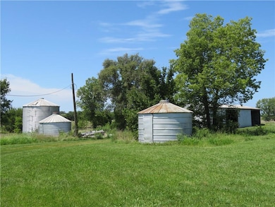 00000 Cedar Niles Rd, Paola, KS 66071 - photo 5