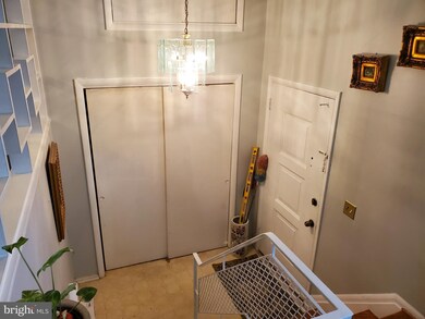 13202 Turkey Branch Pkwy, Rockville, MD 20853 - photo 5