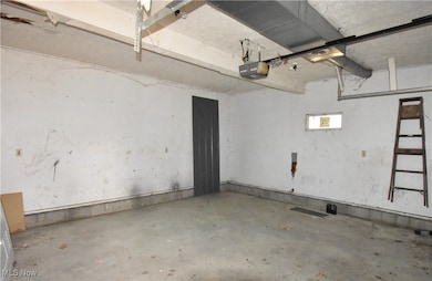 922 W 37th St, Ashtabula, OH 44004 - photo 4