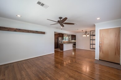 1337 Martin St, Houston, TX 77018 - photo 4